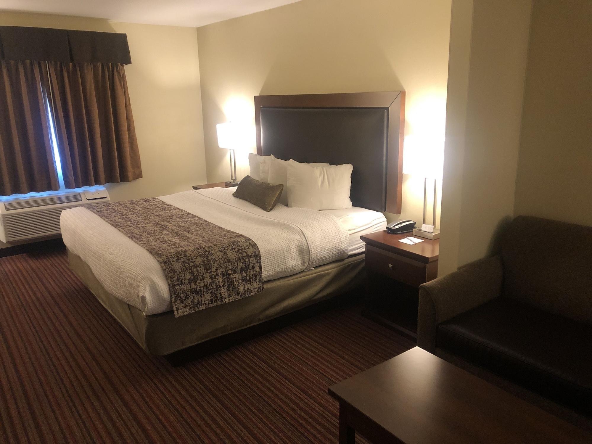 Best Western Plus Sparta Trail Lodge Dış mekan fotoğraf
