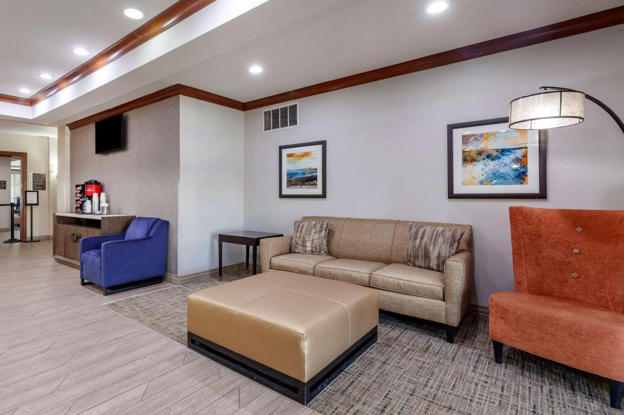 Best Western Plus Sparta Trail Lodge Dış mekan fotoğraf