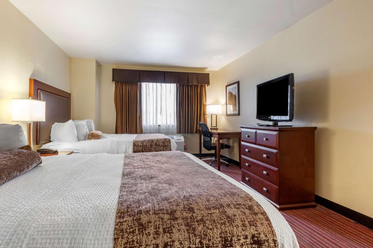 Best Western Plus Sparta Trail Lodge Dış mekan fotoğraf