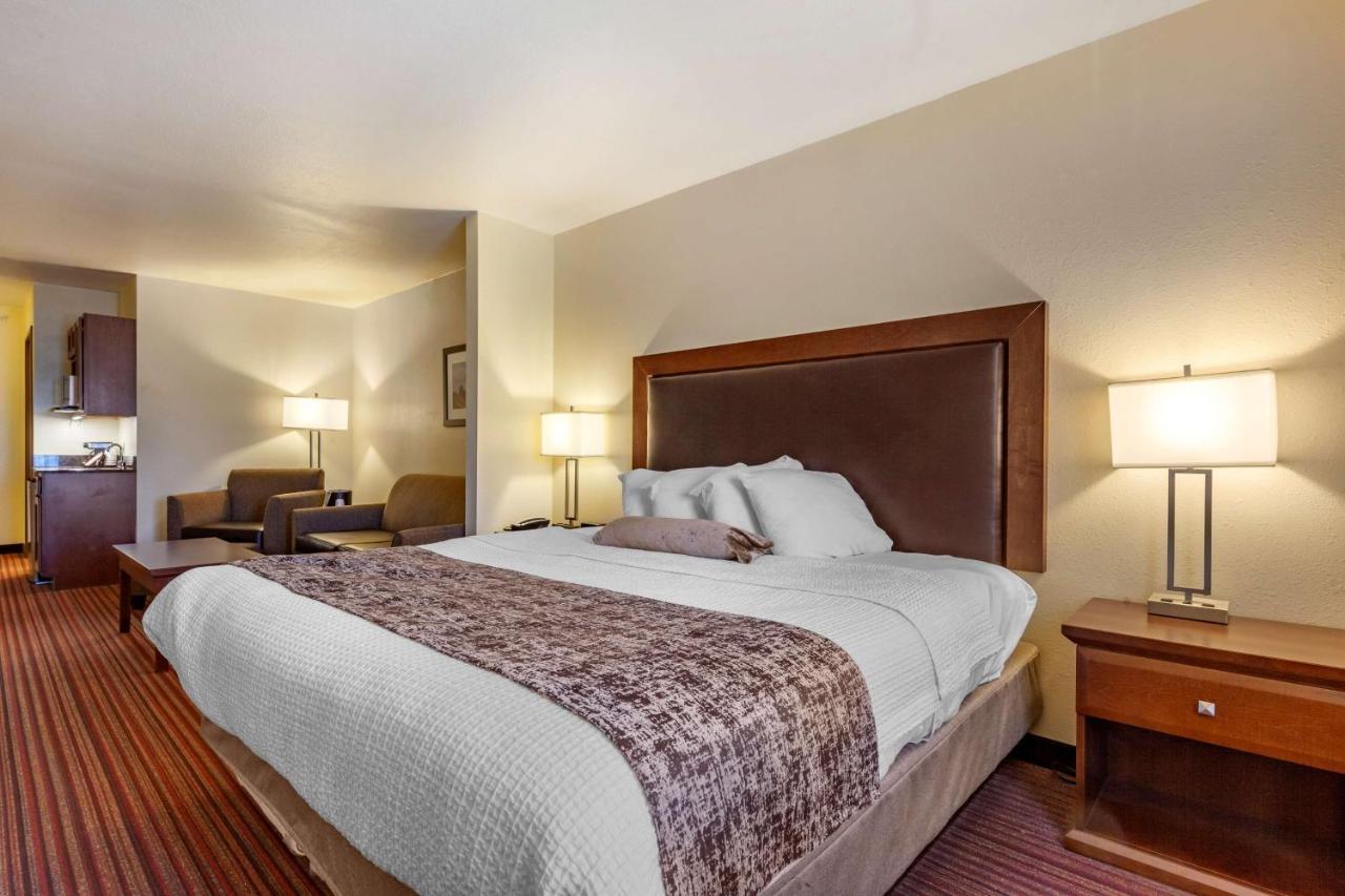 Best Western Plus Sparta Trail Lodge Dış mekan fotoğraf