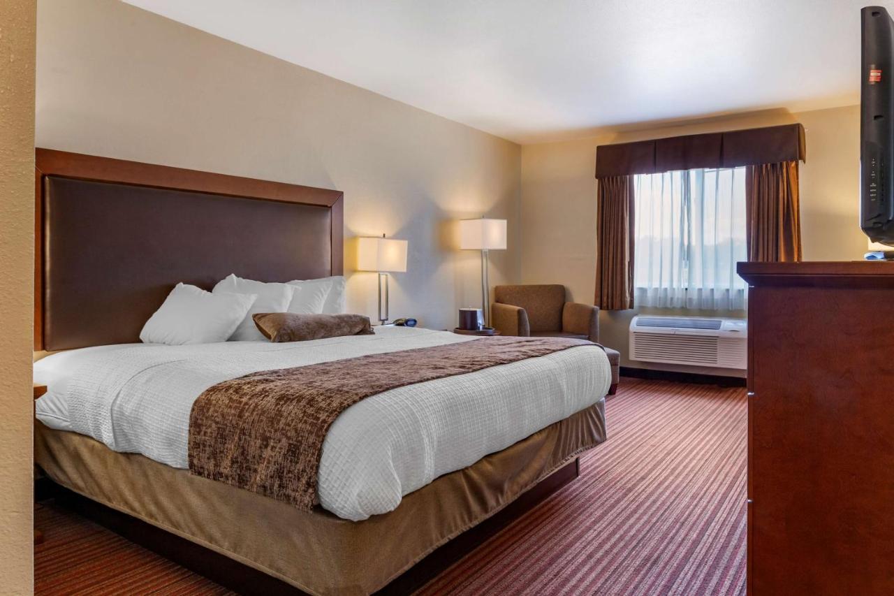 Best Western Plus Sparta Trail Lodge Dış mekan fotoğraf