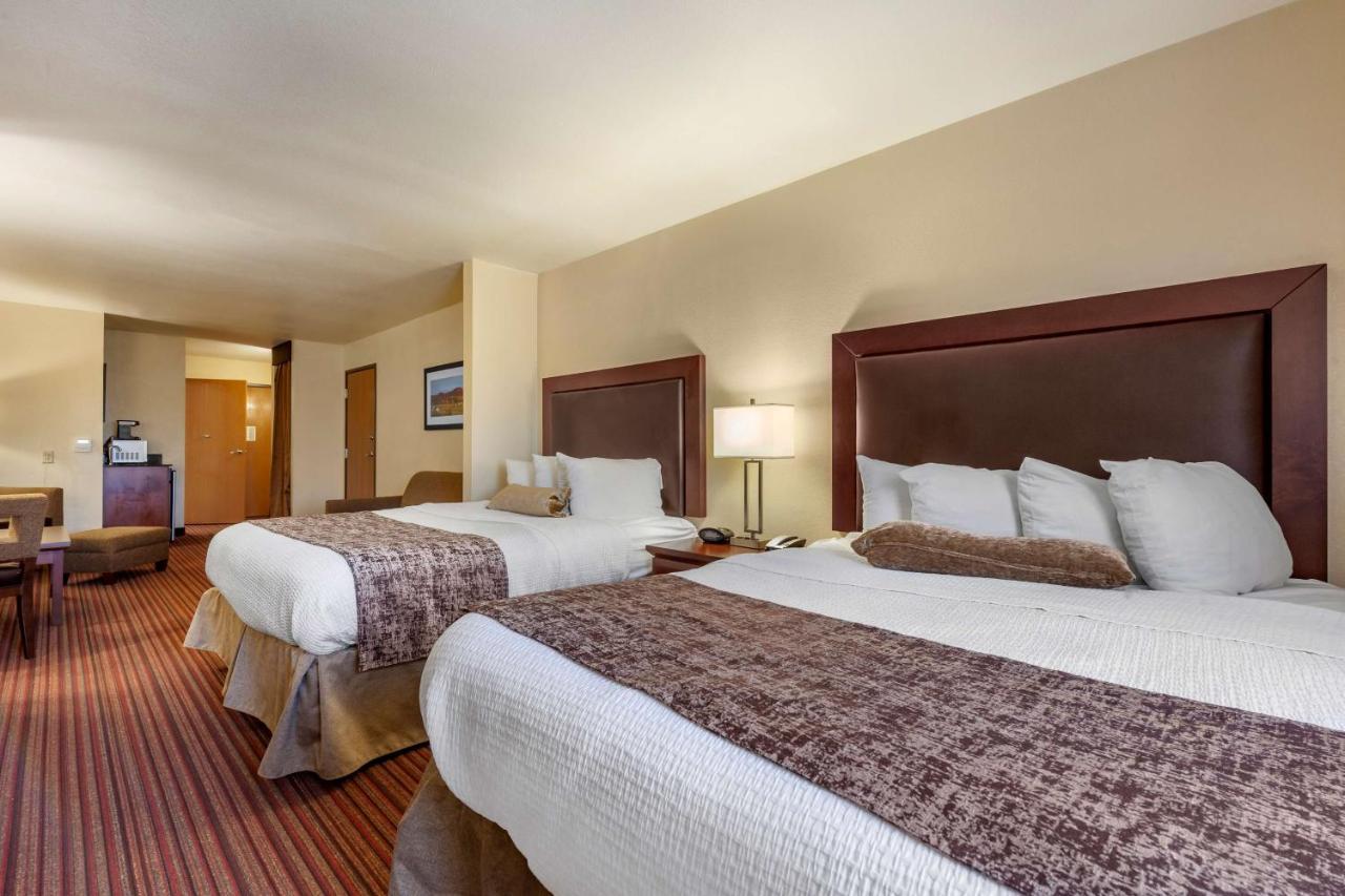 Best Western Plus Sparta Trail Lodge Dış mekan fotoğraf